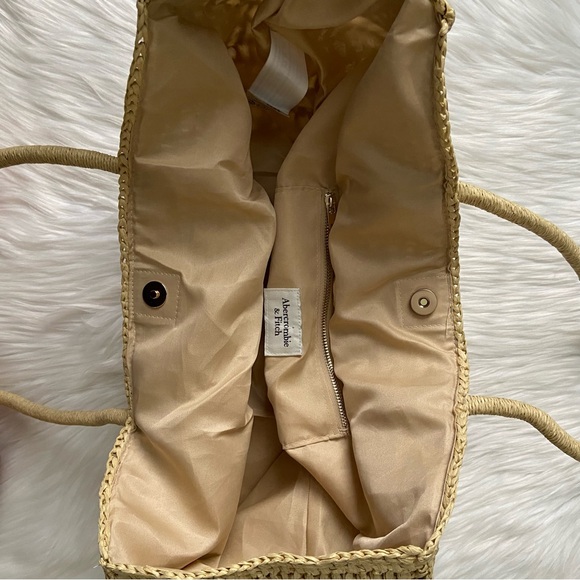 straw packable tote bag - Picture 3 of 5